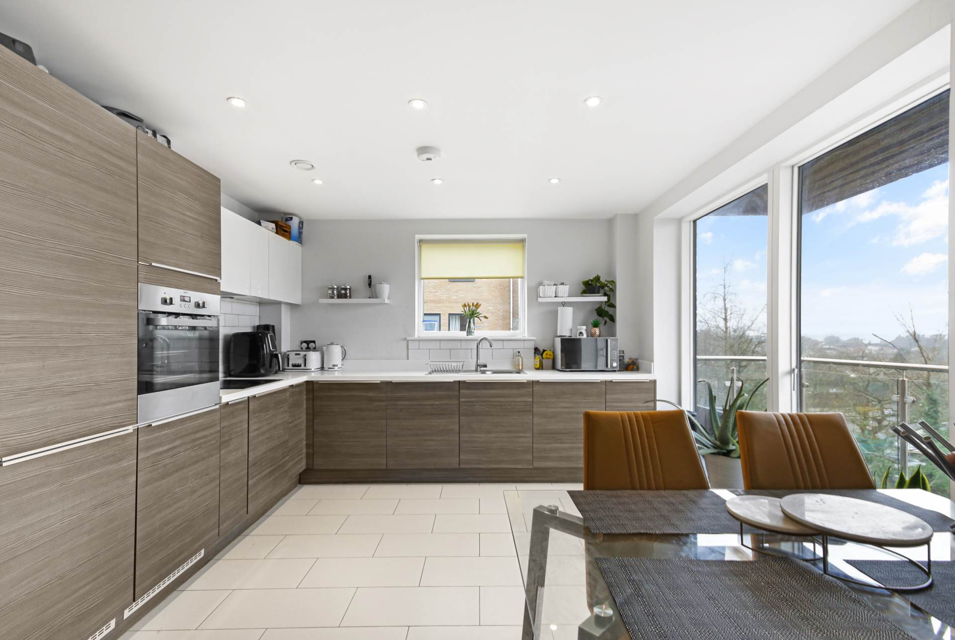 Additional Property Image 2 bedroom Apartment to rent in Bracknell 2