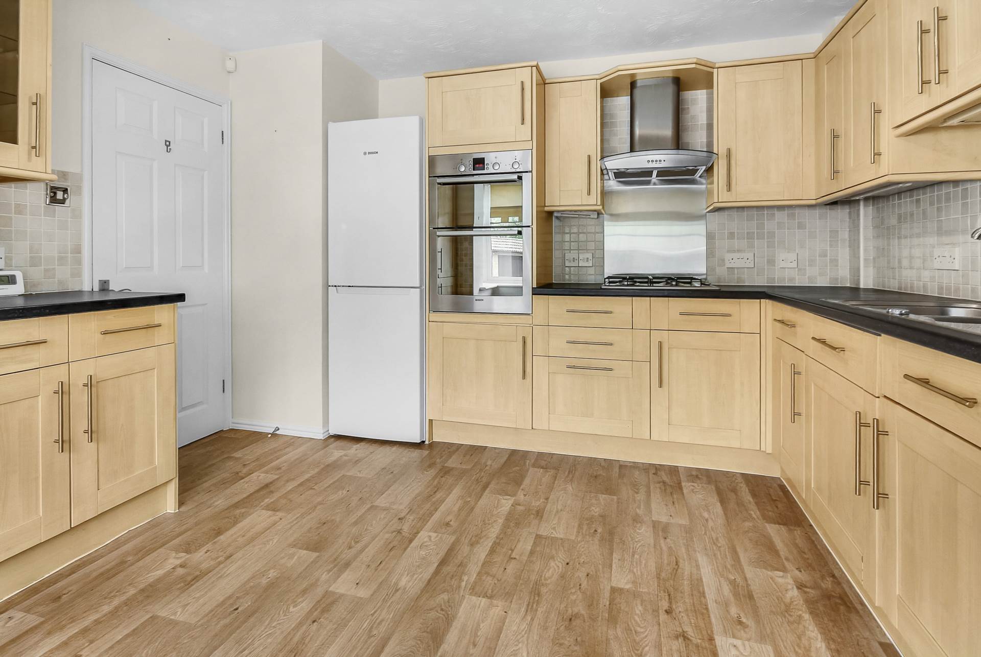 Additional Property Image 3 bedroom Detached for sale in Bracknell 6