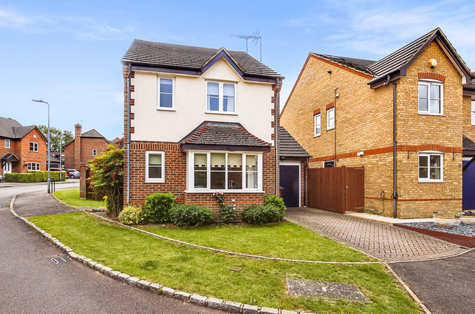 Additional Property Image 3 bedroom Detached for sale in Bracknell 13