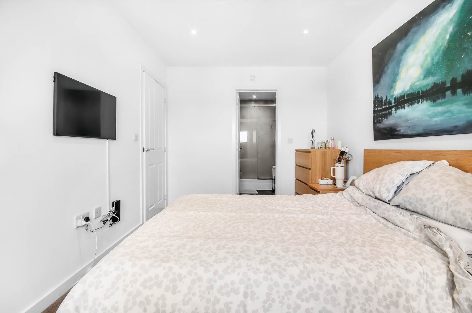 Additional Property Image 2 bedroom Flat for sale in Bracknell 8