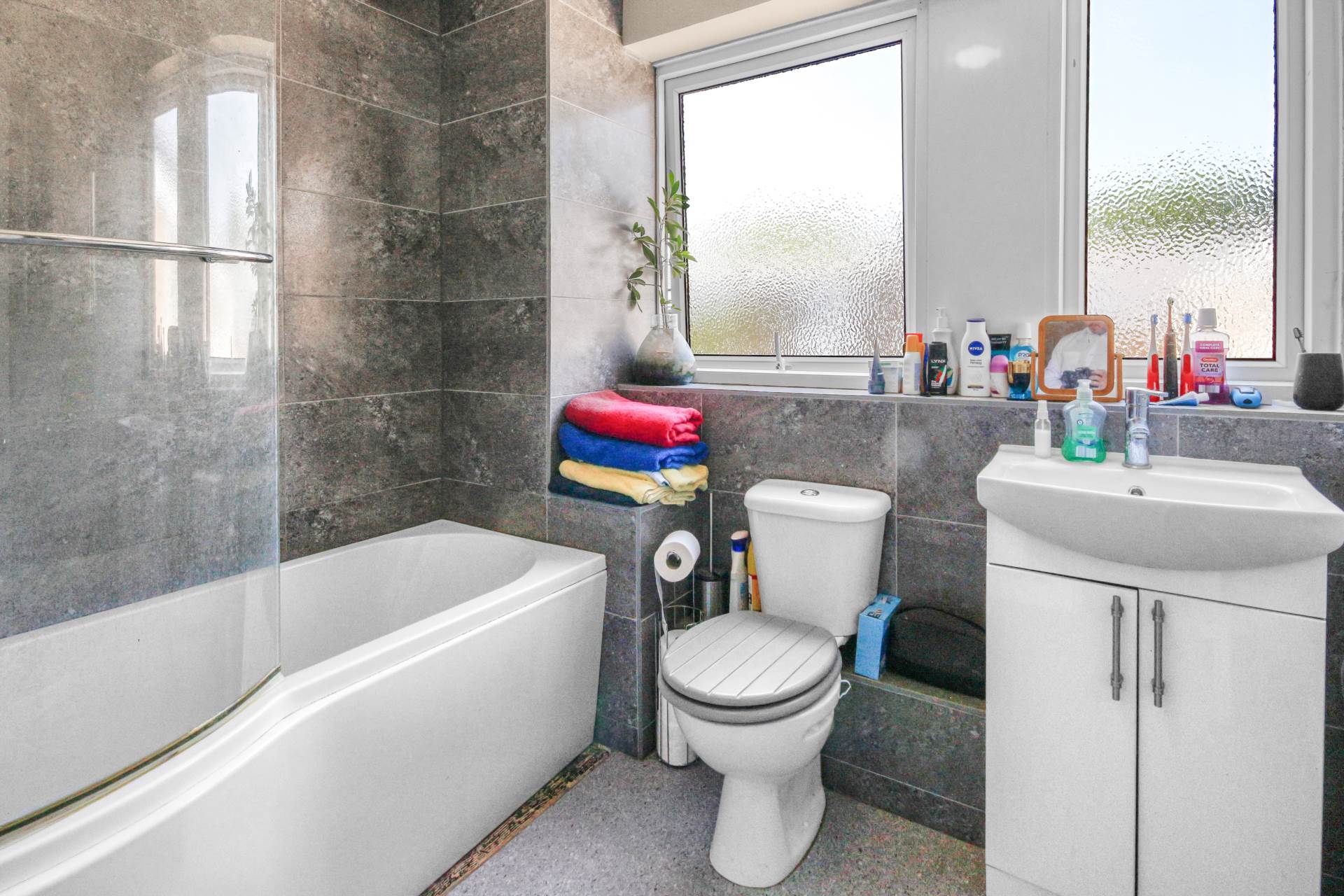 Additional Property Image 2 bedroom Flat for sale in Bracknell 4