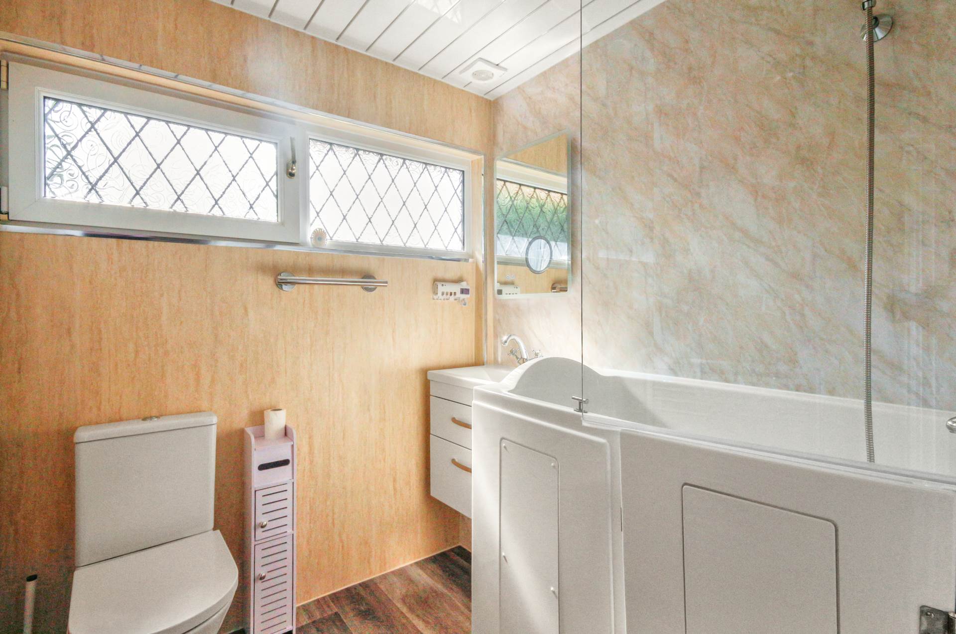 Additional Property Image 4 bedroom Semi Detached for sale in Bracknell 11
