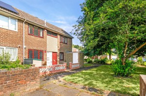 4 bedroom Semi Detached for sale in Bracknell