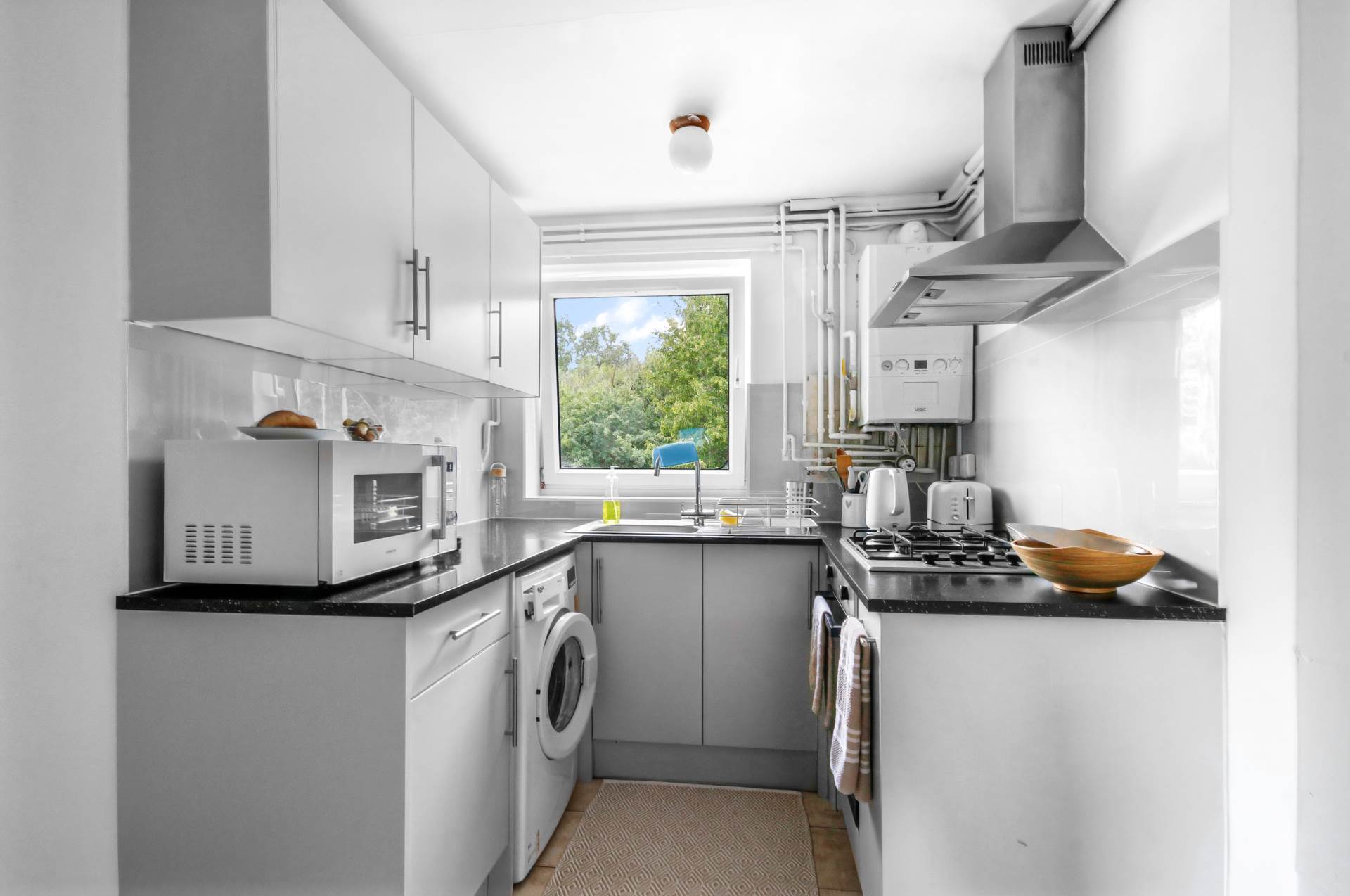 Additional Property Image 3 bedroom Apartment for sale in Bracknell 2