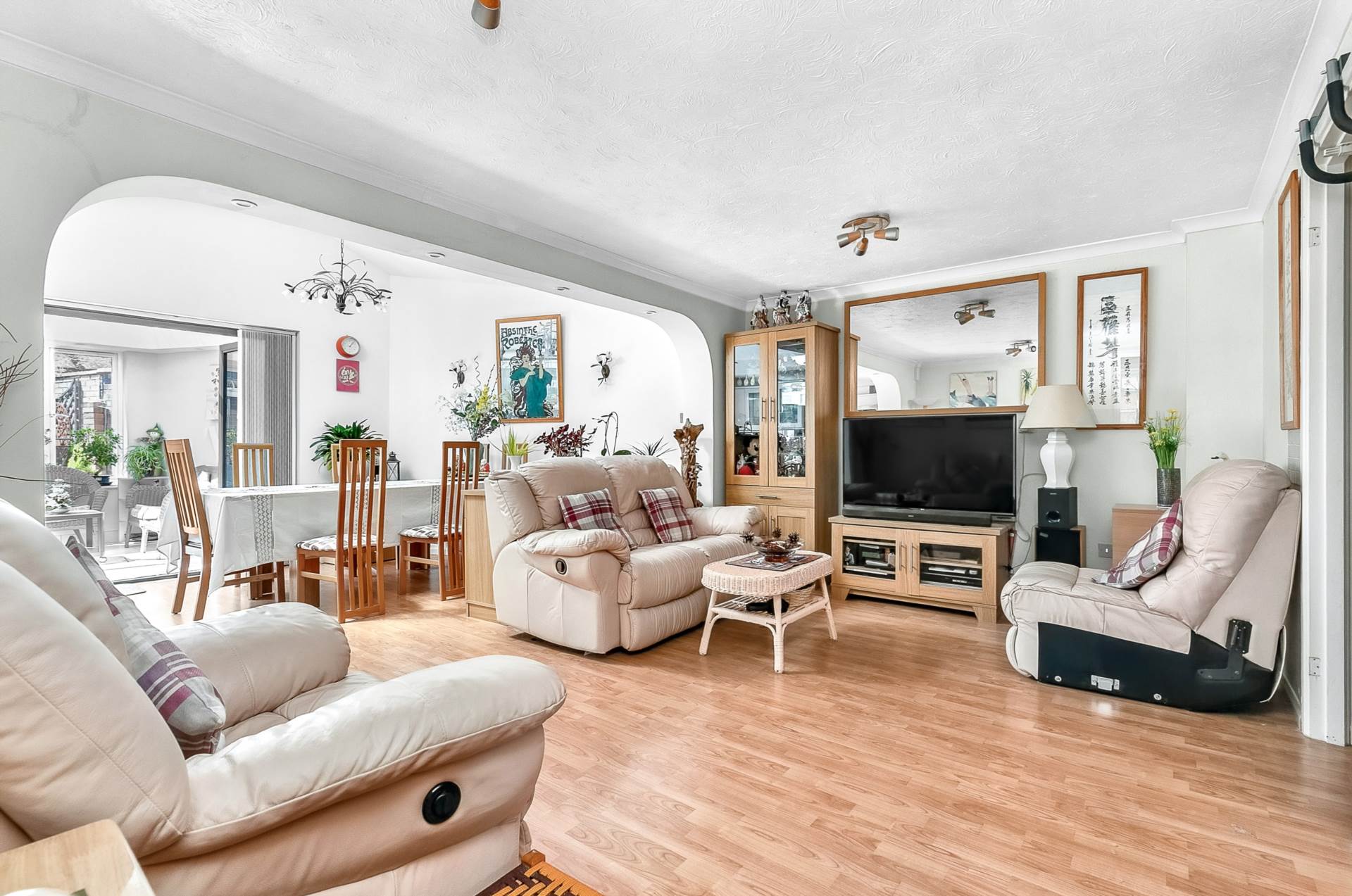 Additional Property Image 4 bedroom Detached for sale in Bracknell 5