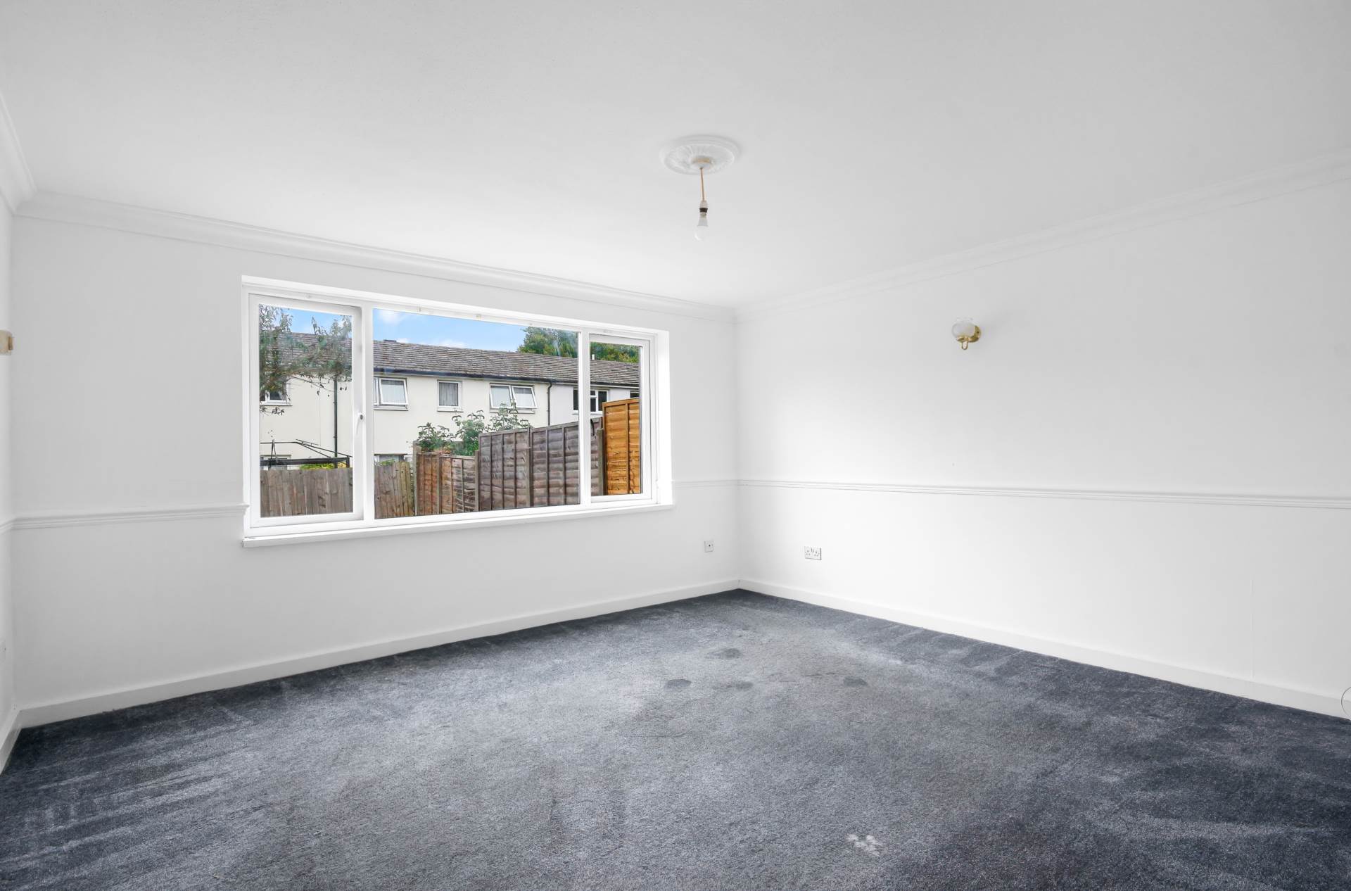 Additional Property Image 3 bedroom Terraced for sale in Bracknell 4