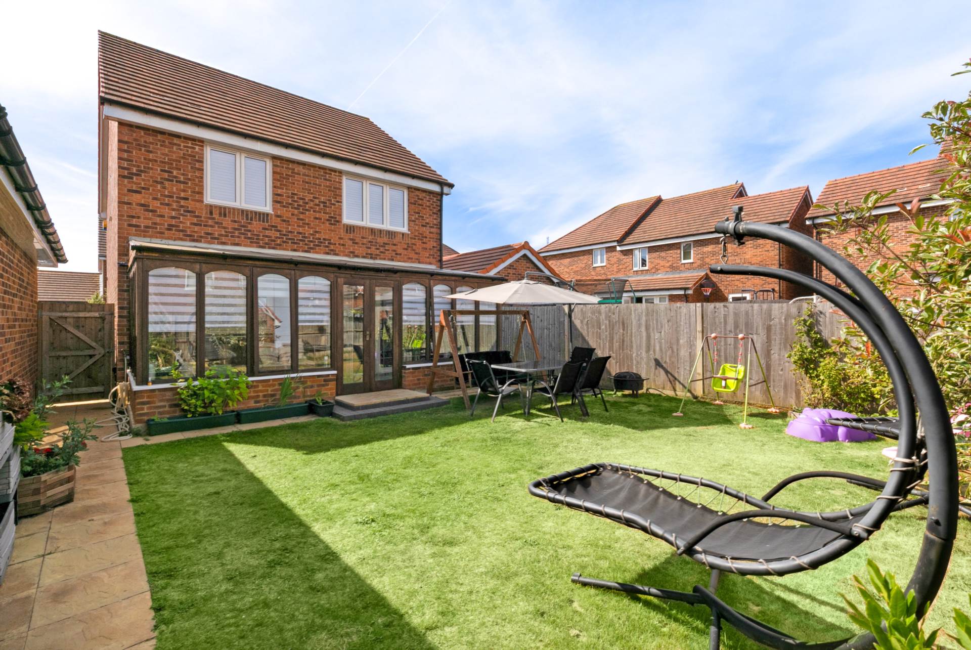 Additional Property Image 4 bedroom Detached for sale in Bracknell 7