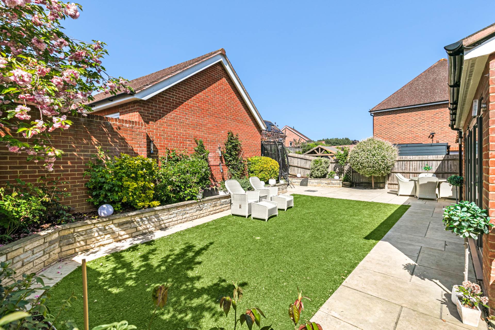 Additional Property Image 5 bedroom Detached for sale in Bracknell 7