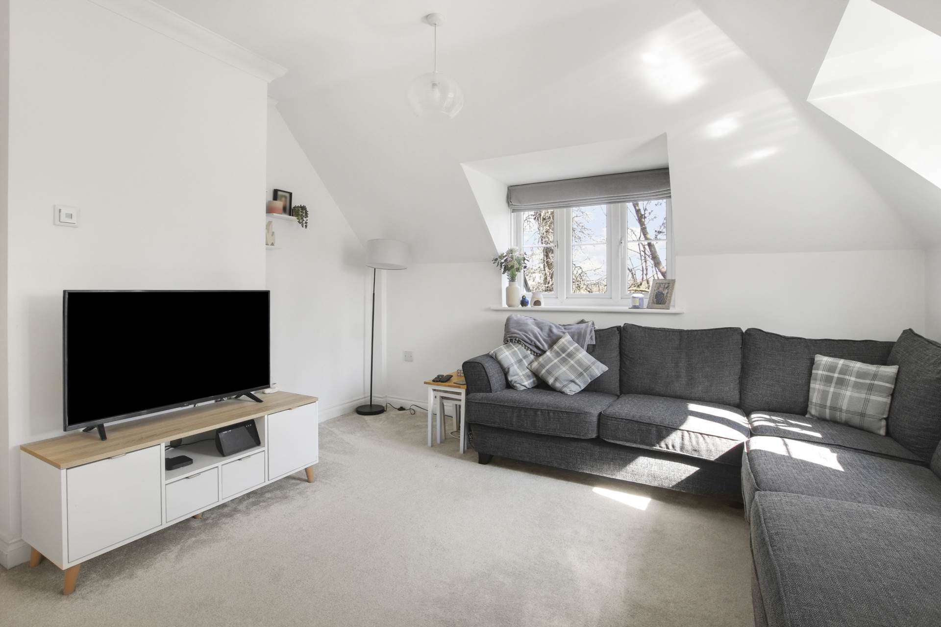 Additional Property Image 2 bedroom Apartment for sale in Bracknell 4