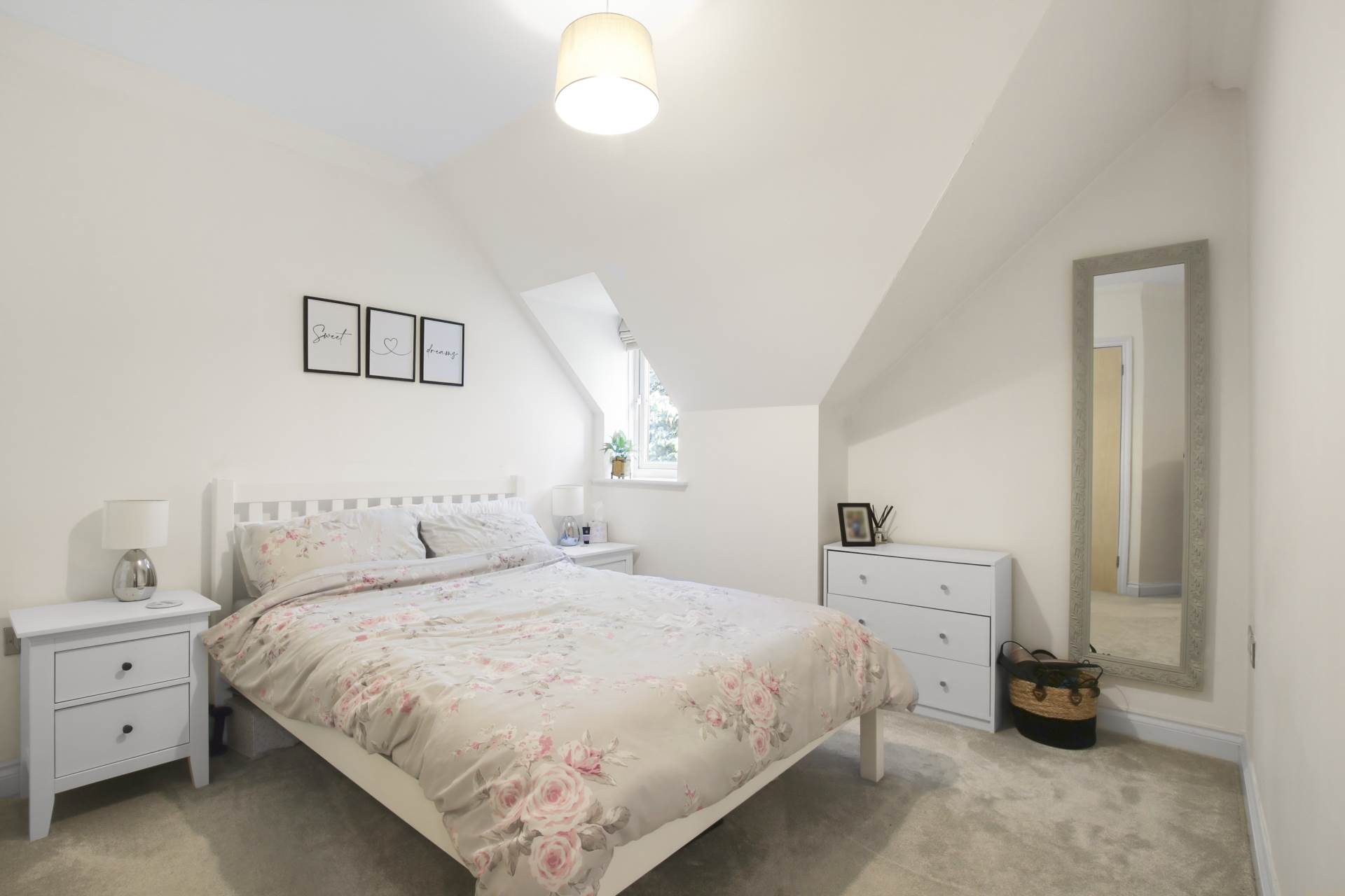 Additional Property Image 2 bedroom Apartment for sale in Bracknell 6