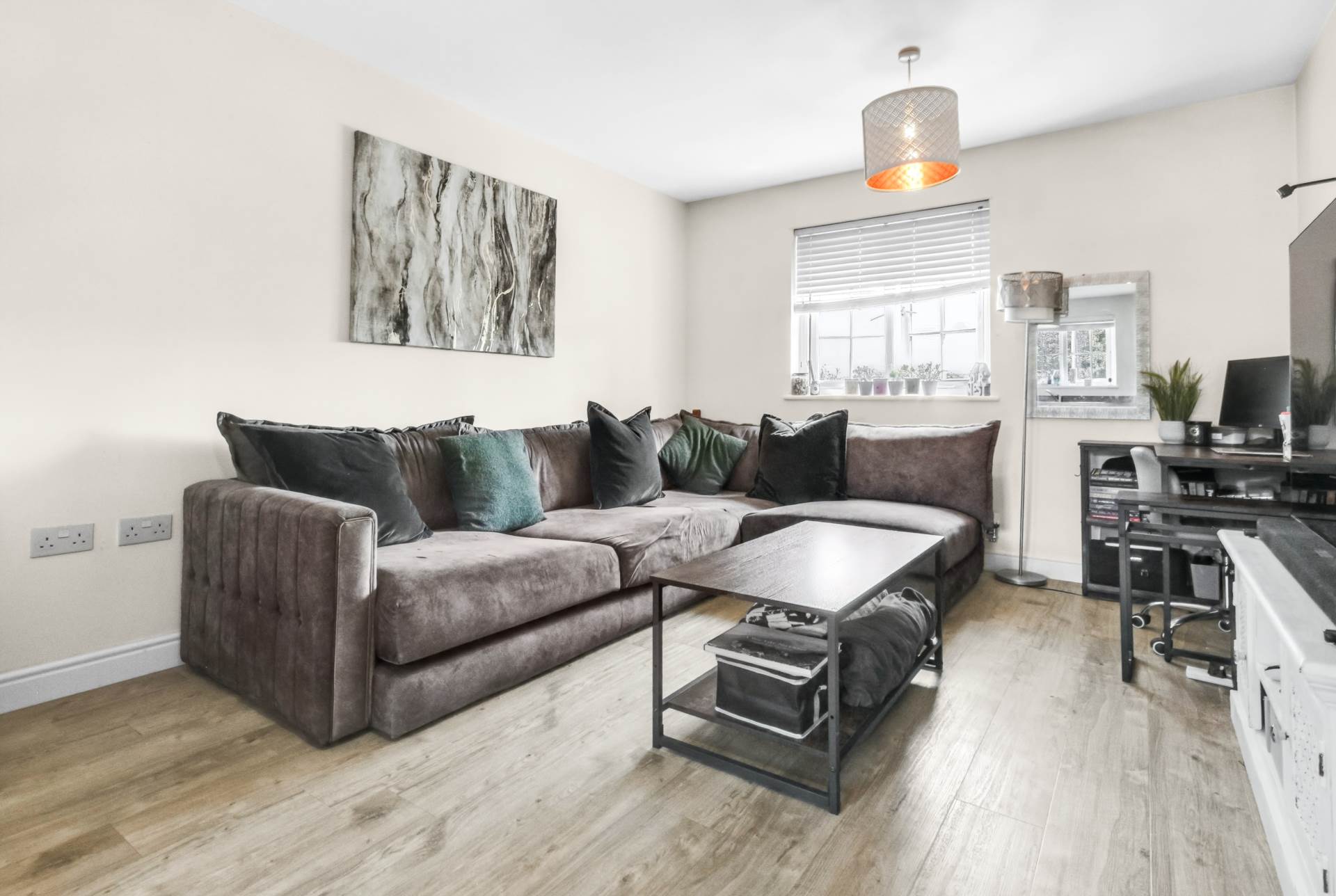 Additional Property Image 1 bedroom Flat for sale in Bracknell 4