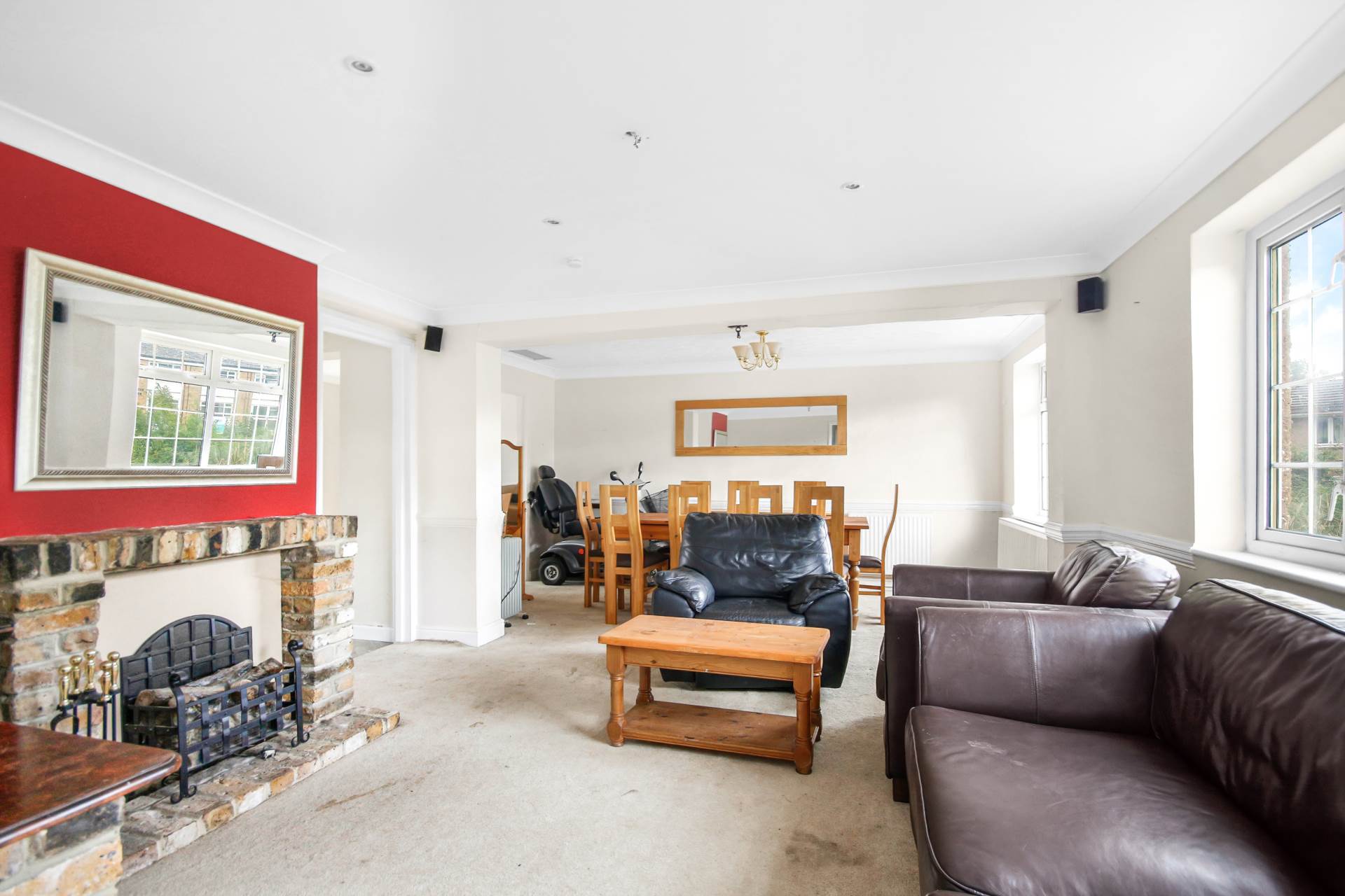 Additional Property Image 3 bedroom End of Terrace for sale in Bracknell 5