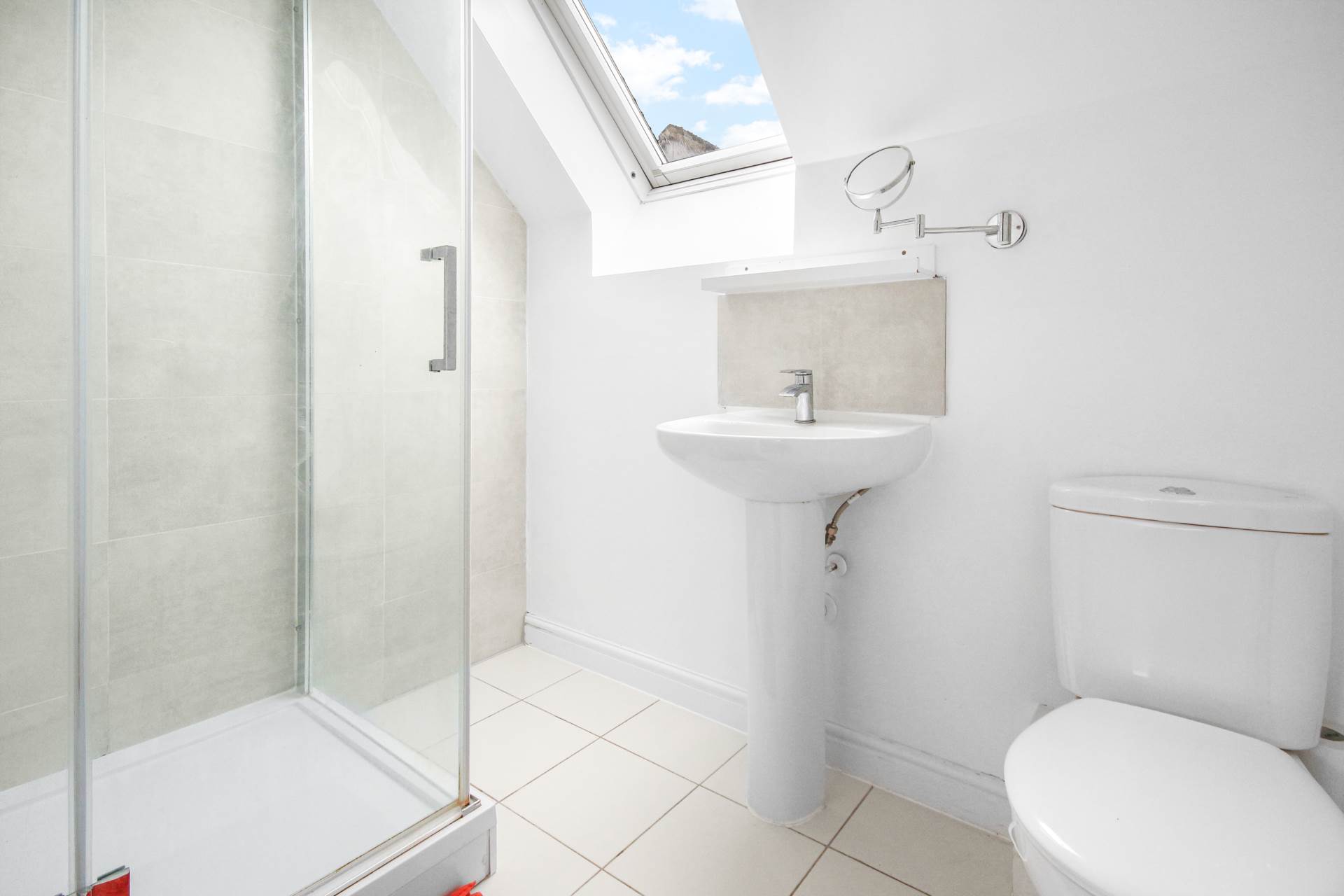 Additional Property Image 4 bedroom Detached to rent in Bracknell 15