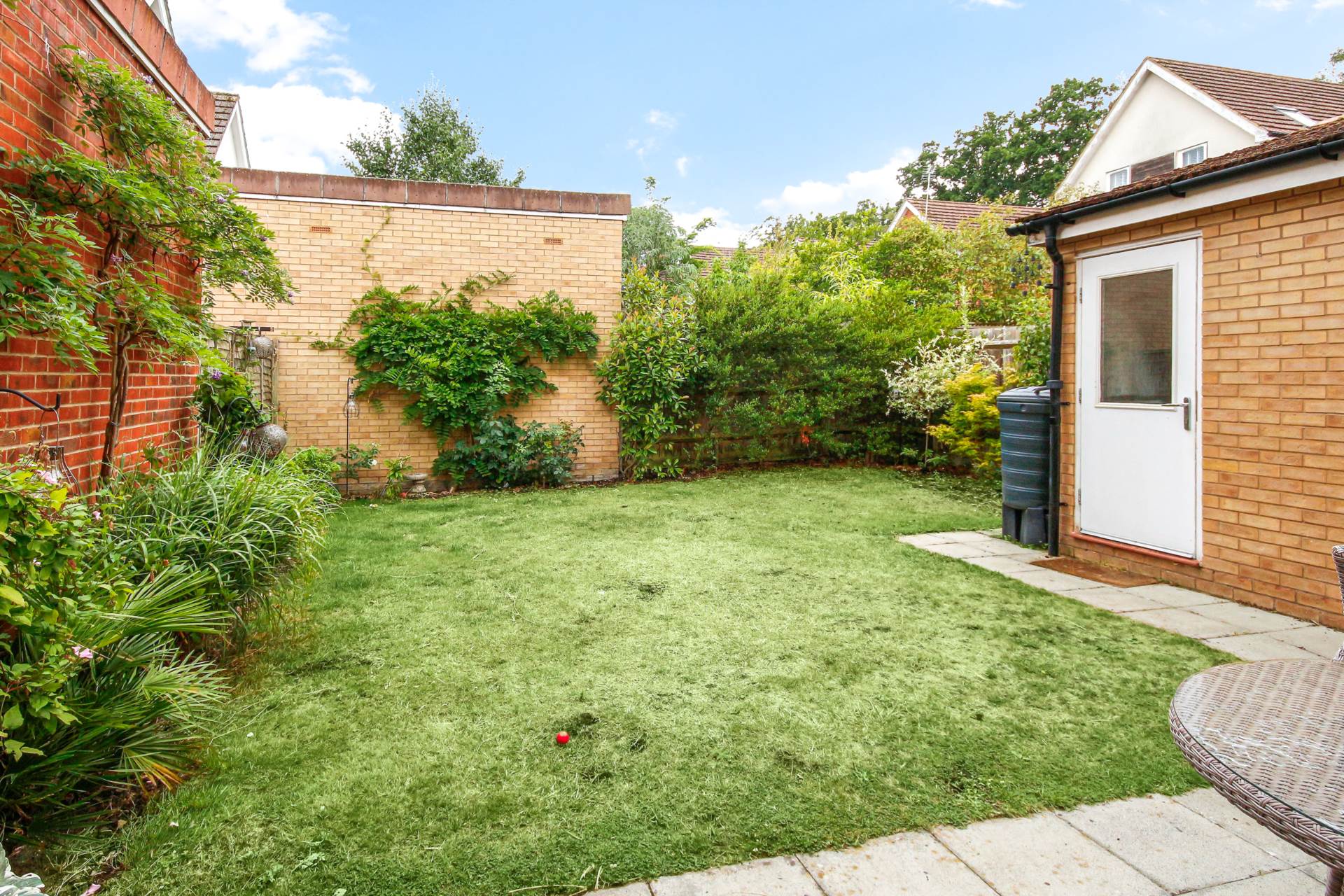 Additional Property Image 4 bedroom Detached to rent in Bracknell 16