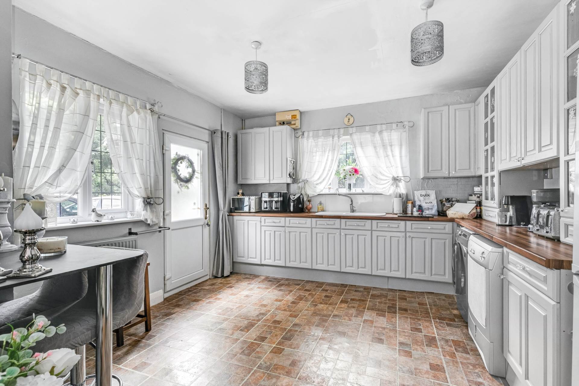 Additional Property Image 3 bedroom Detached for sale in Bracknell 5