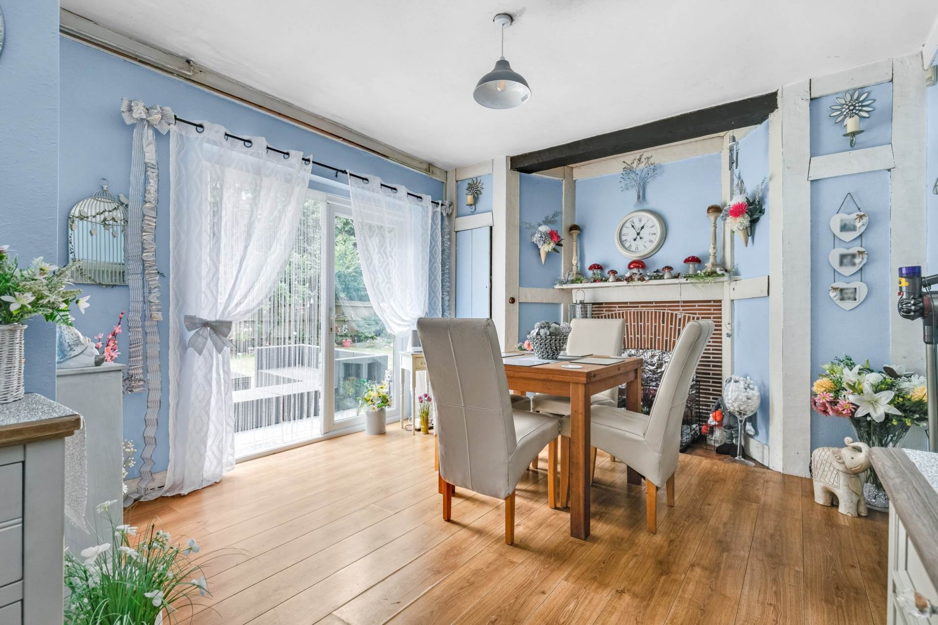 Additional Property Image 3 bedroom Detached for sale in Bracknell 6