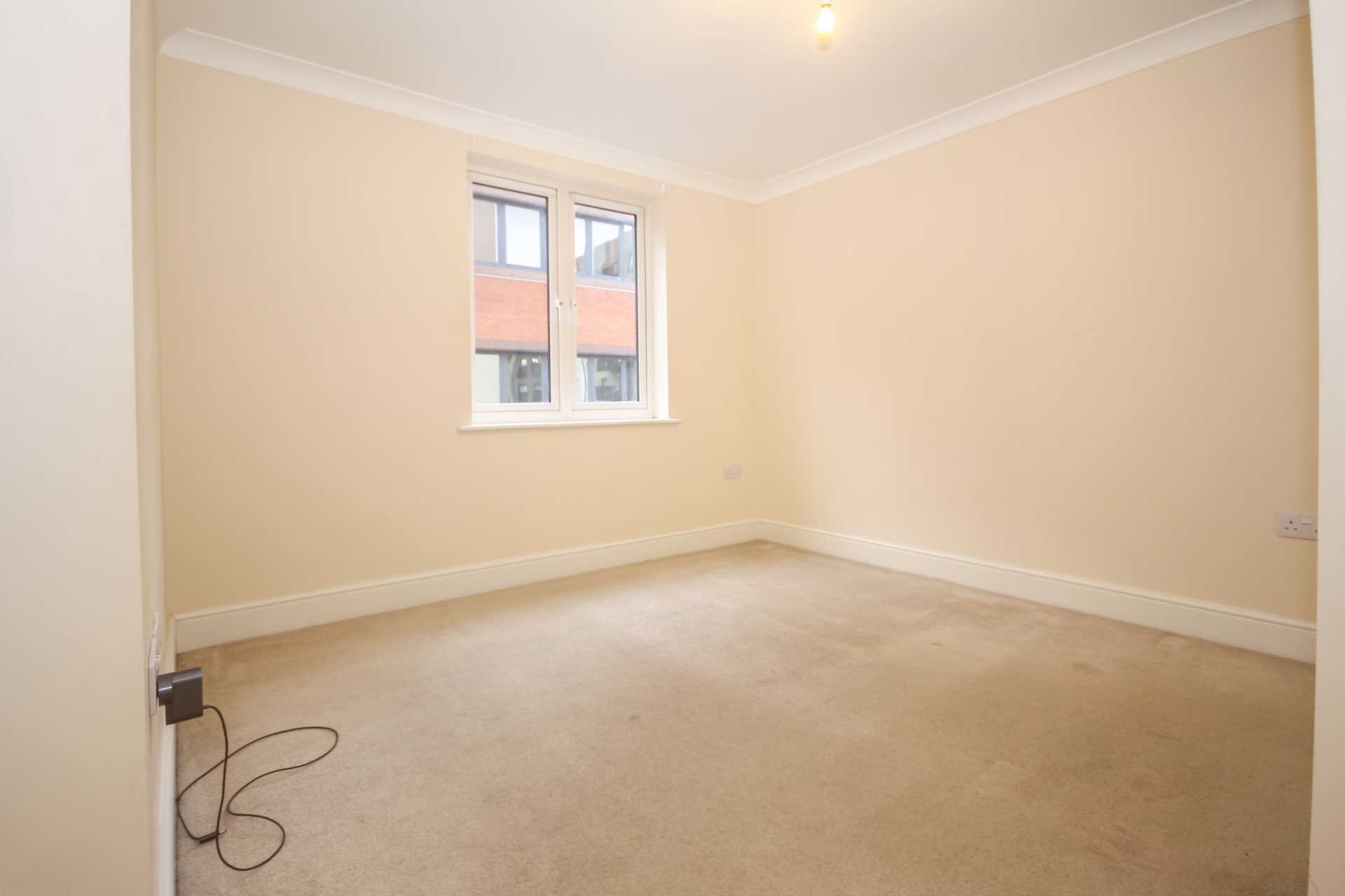Additional Property Image 1 bedroom Apartment to rent in Bracknell 4