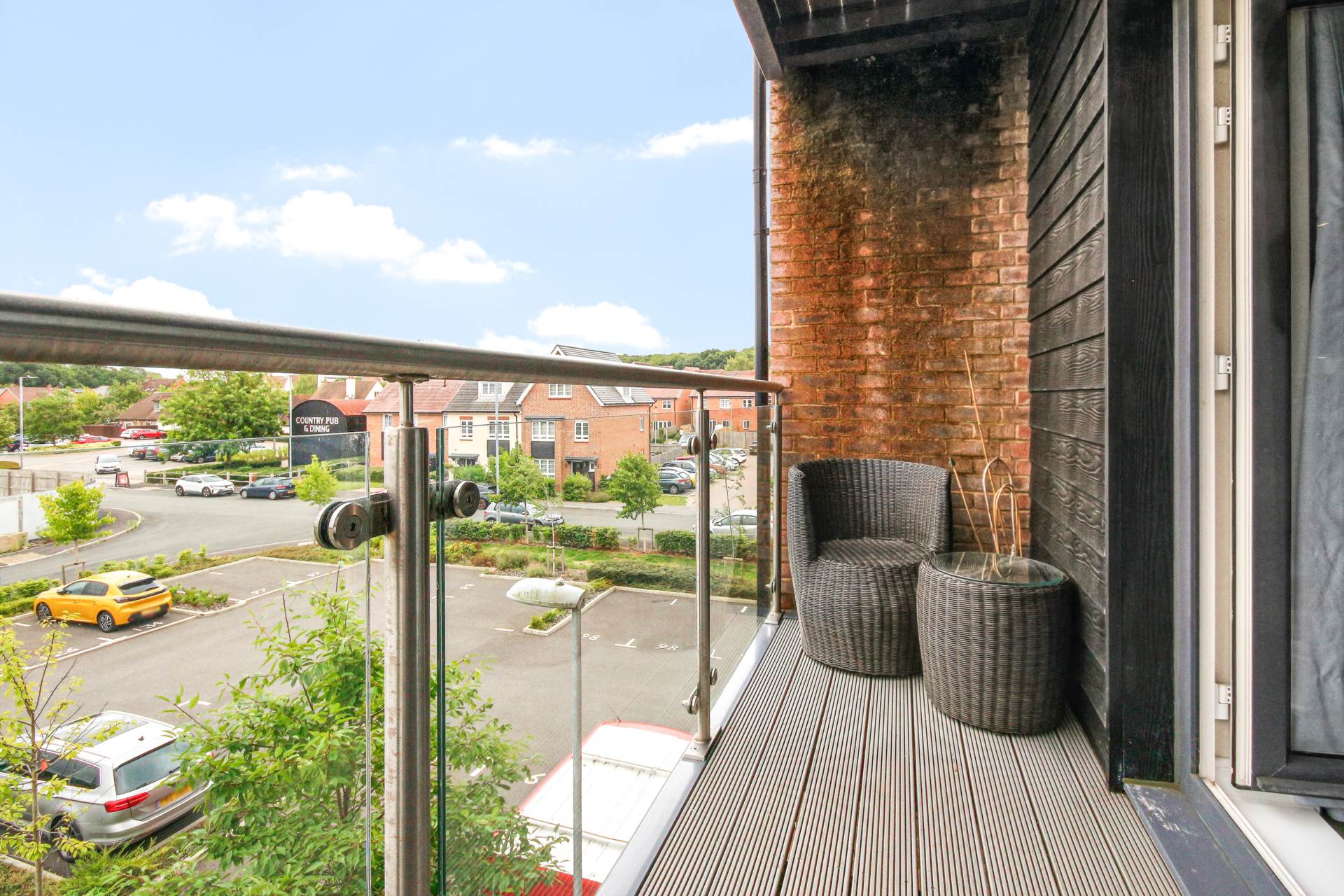 Additional Property Image 2 bedroom Flat for sale in Bracknell 11