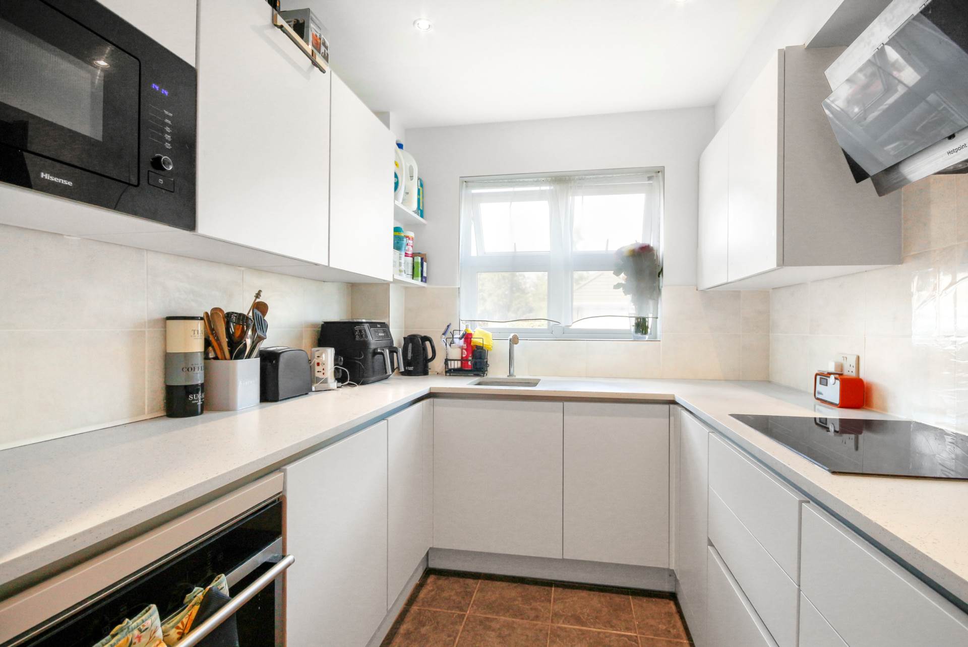 Additional Property Image 2 bedroom Apartment for sale in Bracknell 2