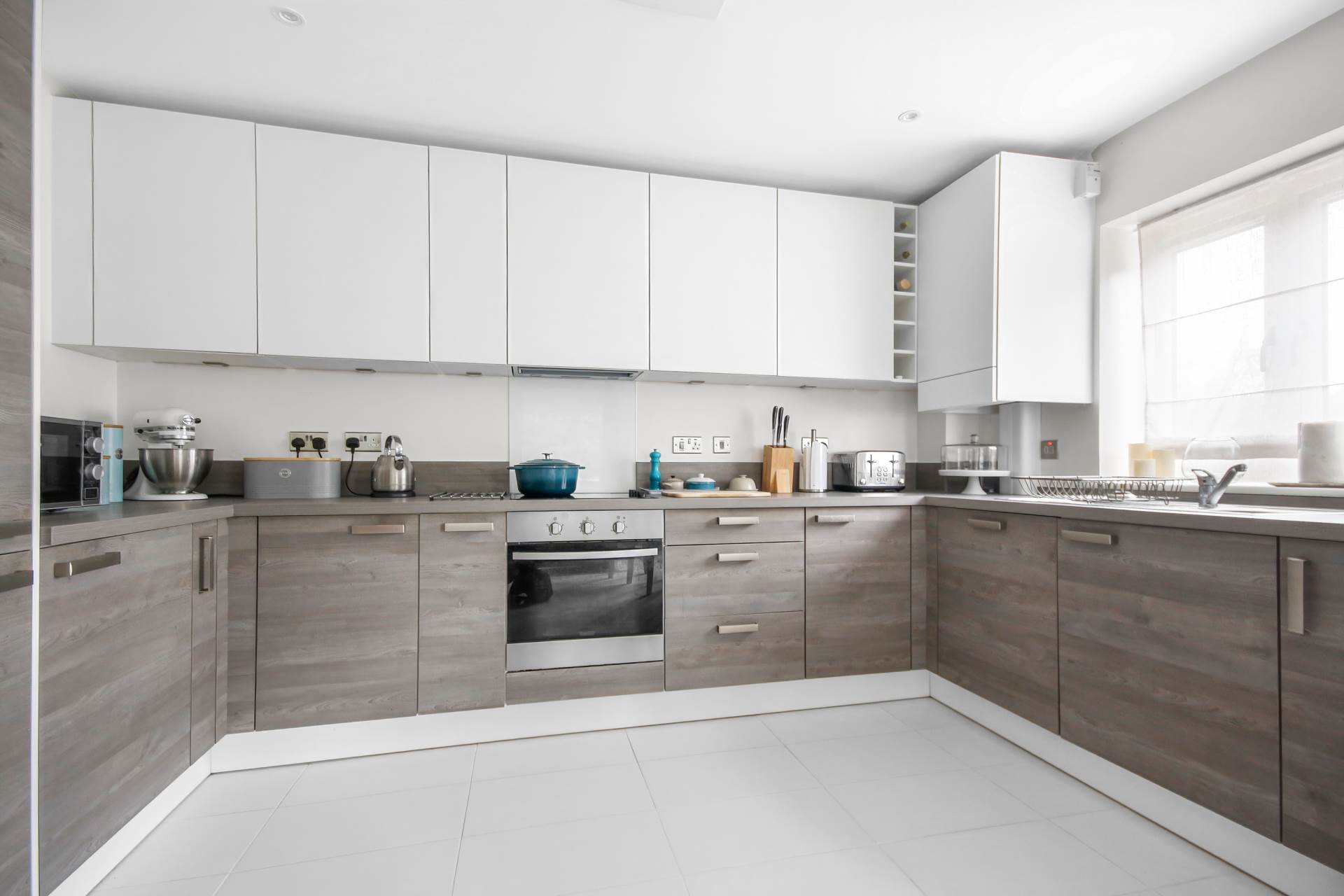 Additional Property Image 2 bedroom Apartment for sale in Bracknell 3