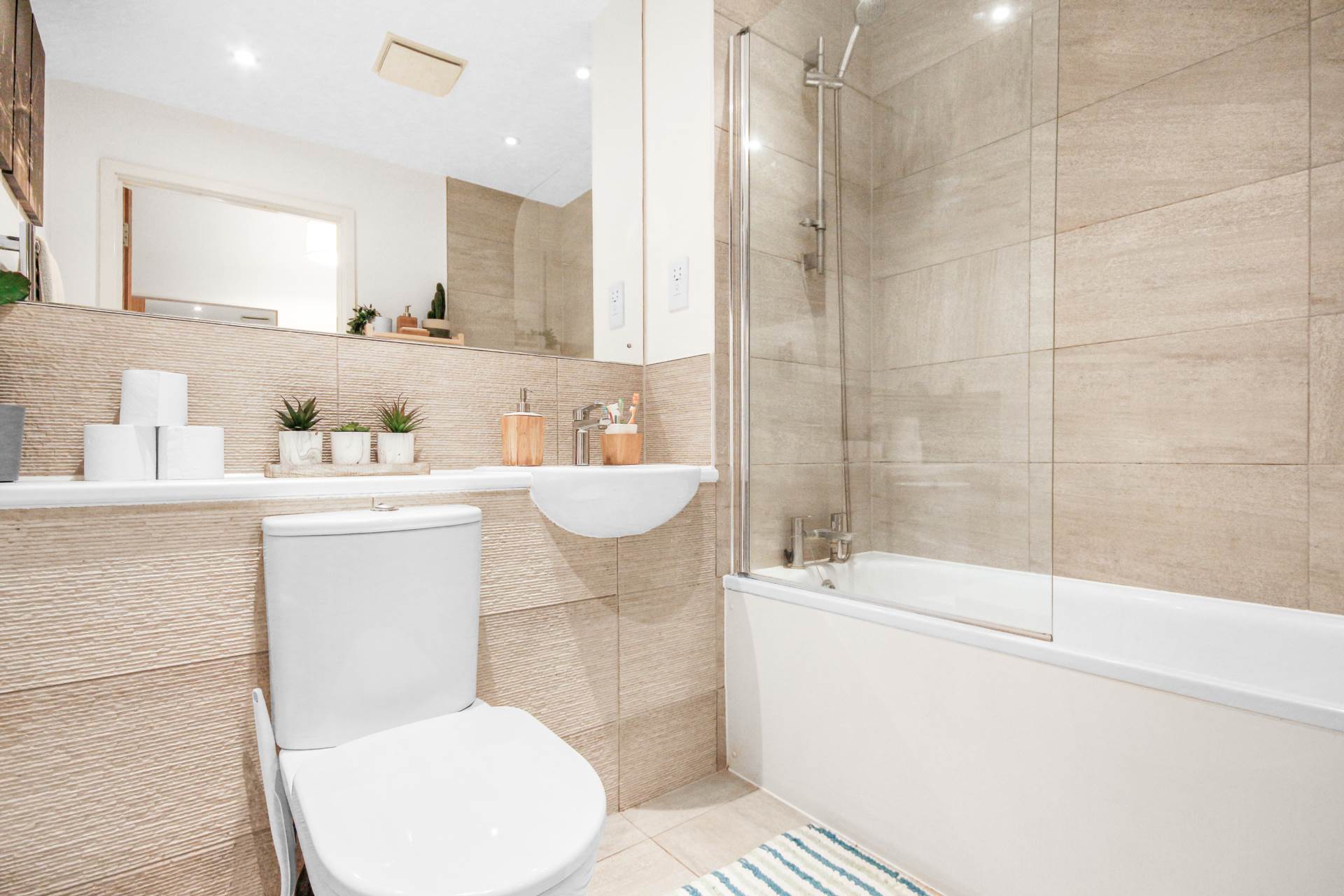 Additional Property Image 2 bedroom Apartment for sale in Bracknell 8