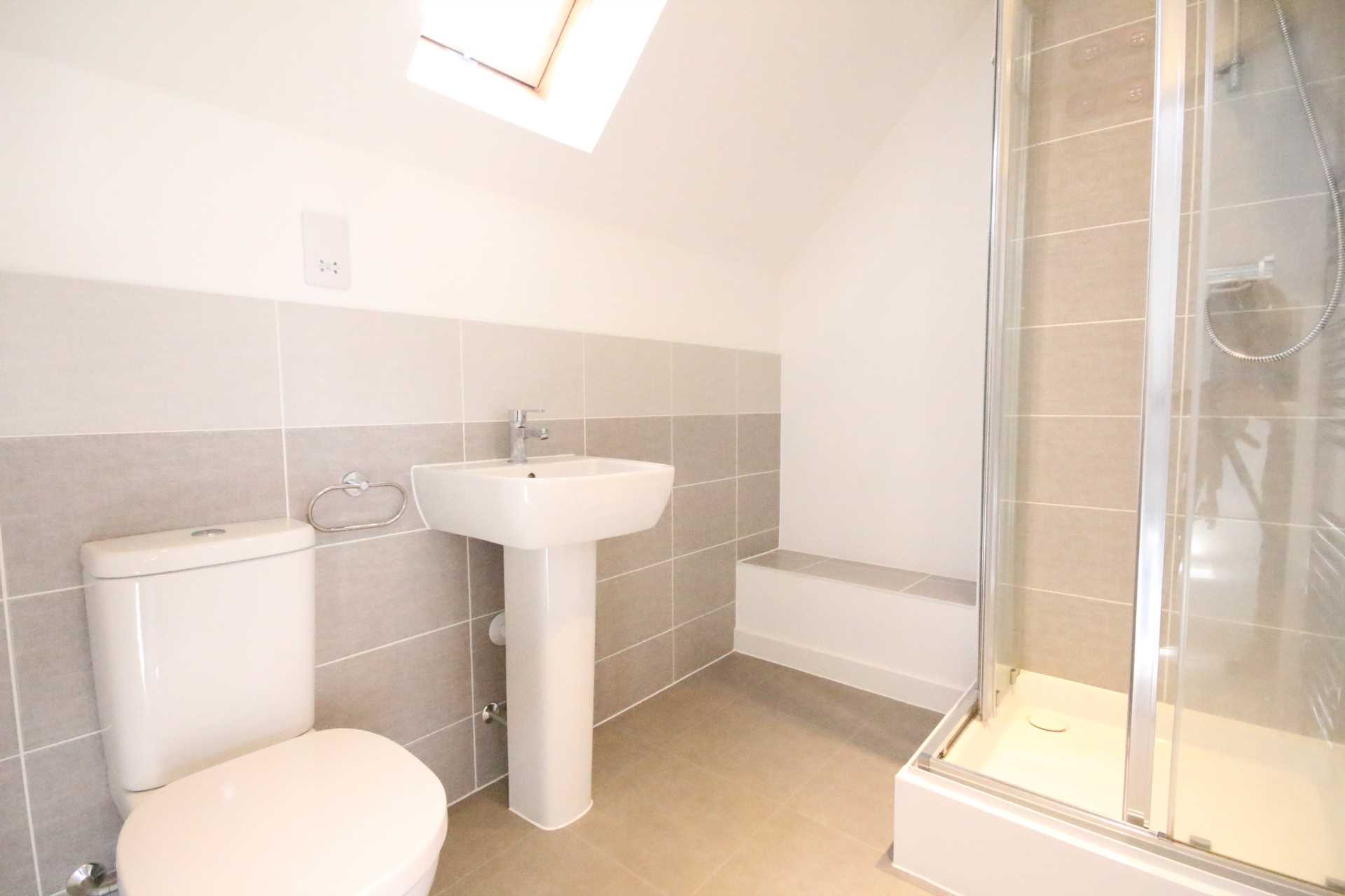 Additional Property Image 4 bedroom Semi Detached to rent in Bracknell 5