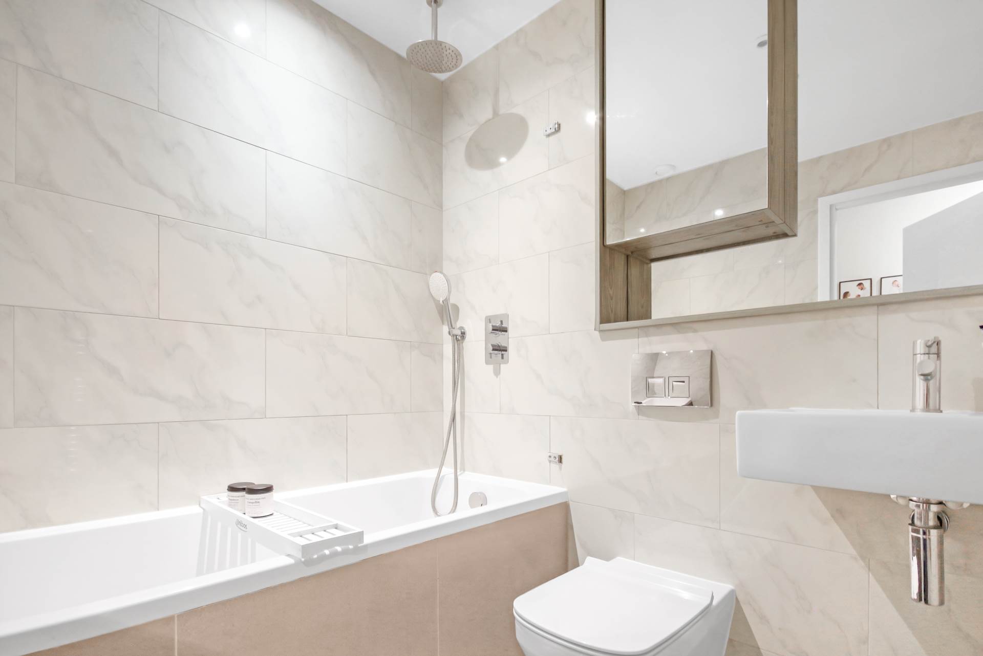 Additional Property Image 2 bedroom Apartment for sale in Bracknell 9