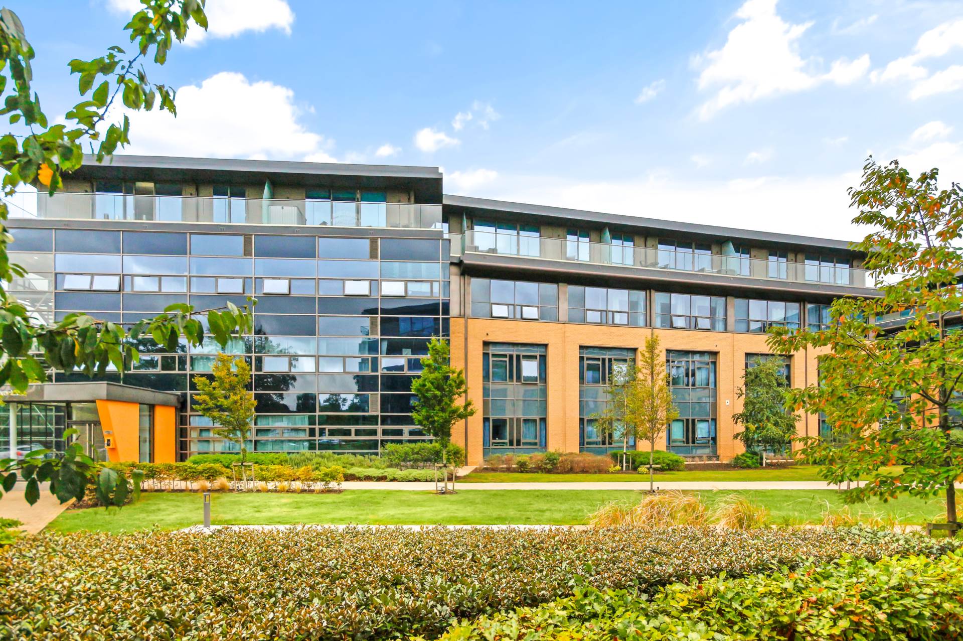 Additional Property Image 2 bedroom Apartment for sale in Bracknell 10