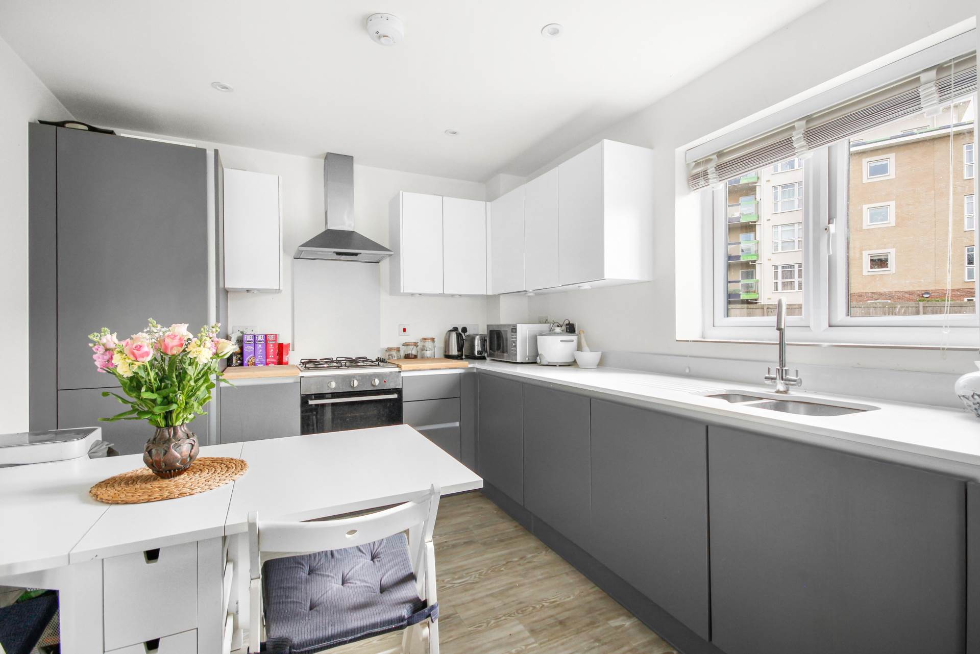 Additional Property Image 2 bedroom Apartment for sale in Bracknell 2