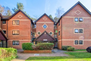 1 bedroom Apartment for sale in Bracknell