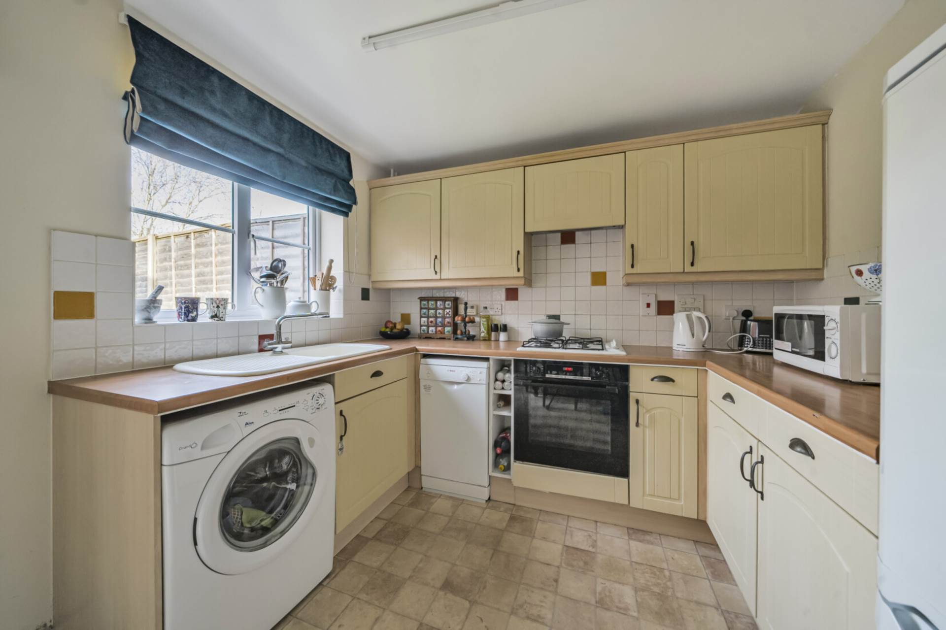 Additional Property Image 3 bedroom Semi Detached for sale in Bracknell 3
