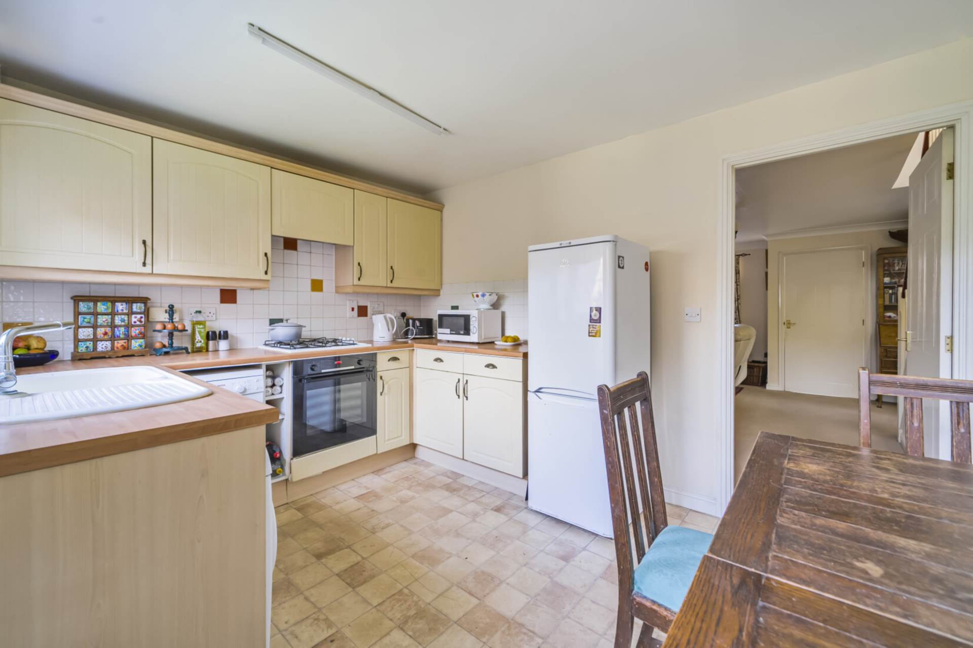 Additional Property Image 3 bedroom Semi Detached for sale in Bracknell 12