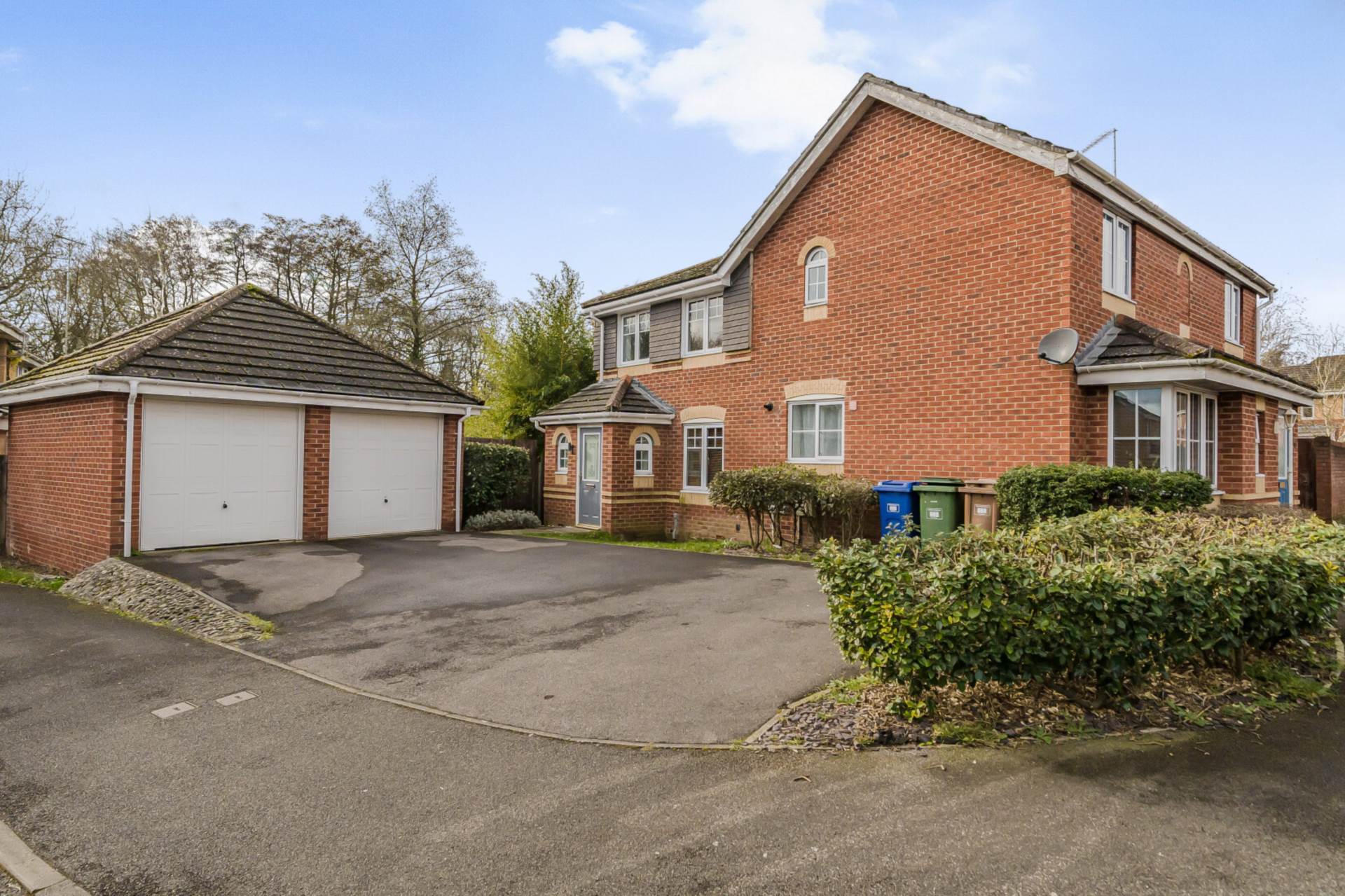 Additional Property Image 3 bedroom Semi Detached for sale in Bracknell 13