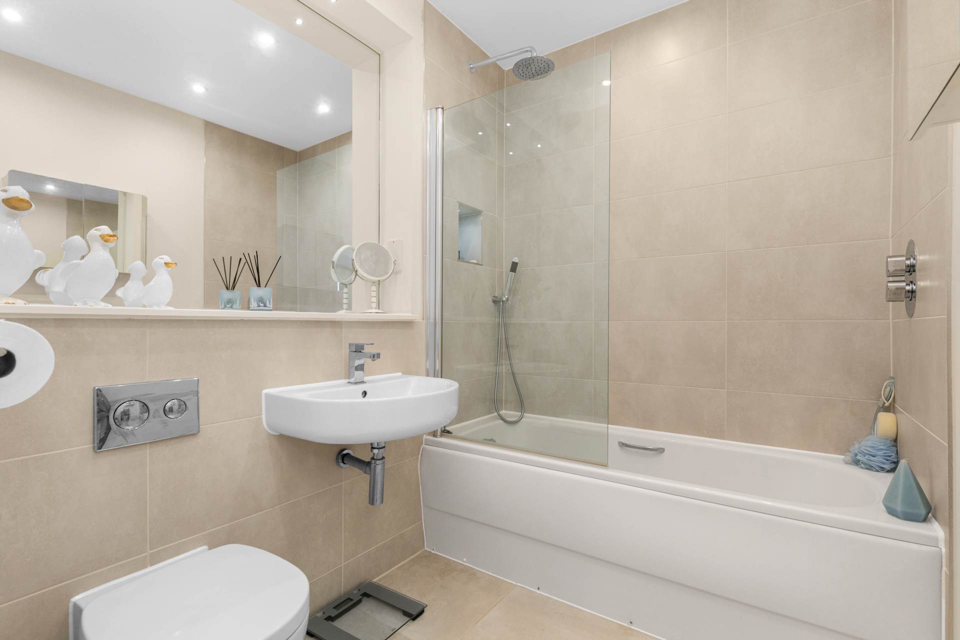 Additional Property Image 2 bedroom Flat for sale in Bracknell 13