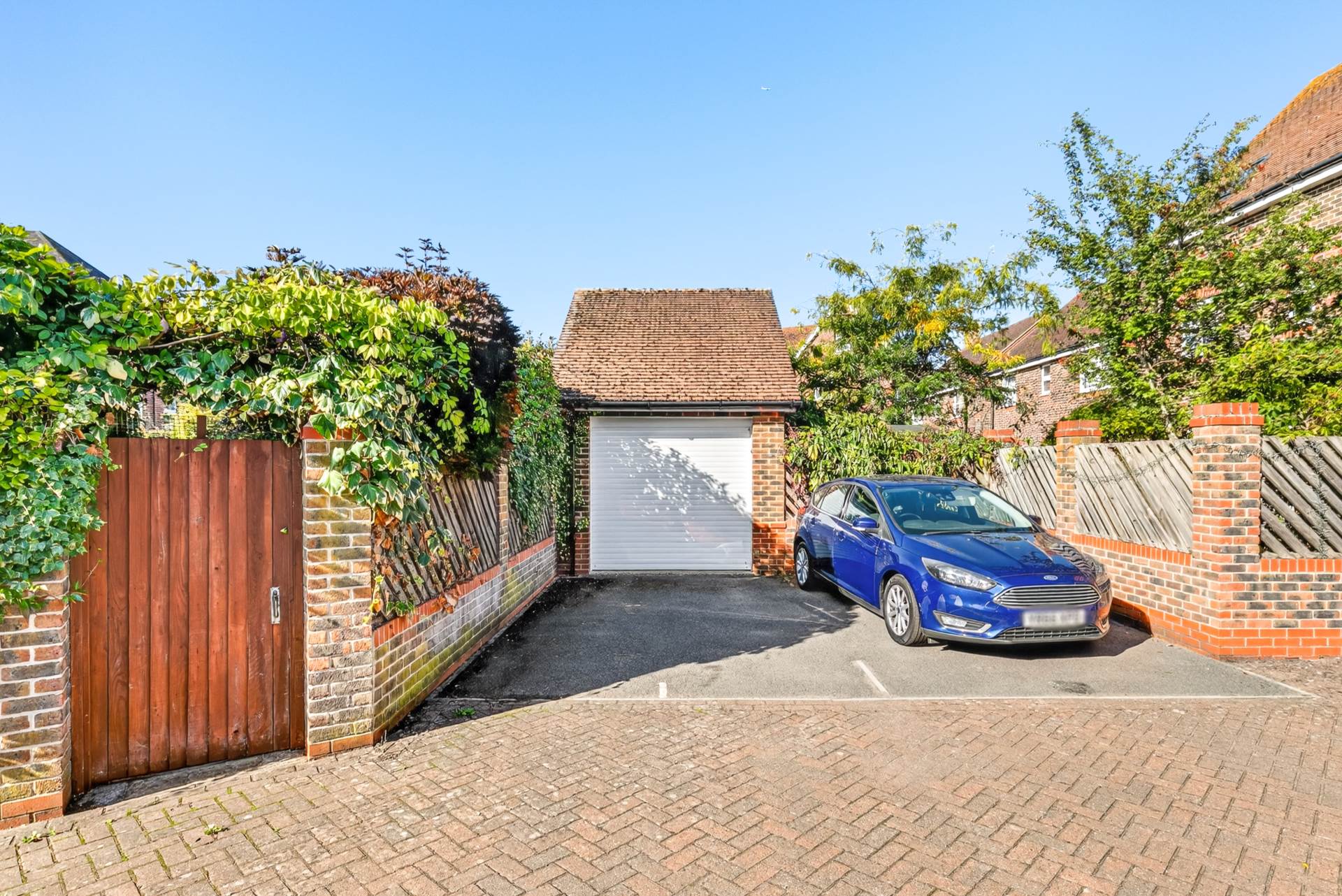 Additional Property Image 4 bedroom Detached for sale in Bracknell 19