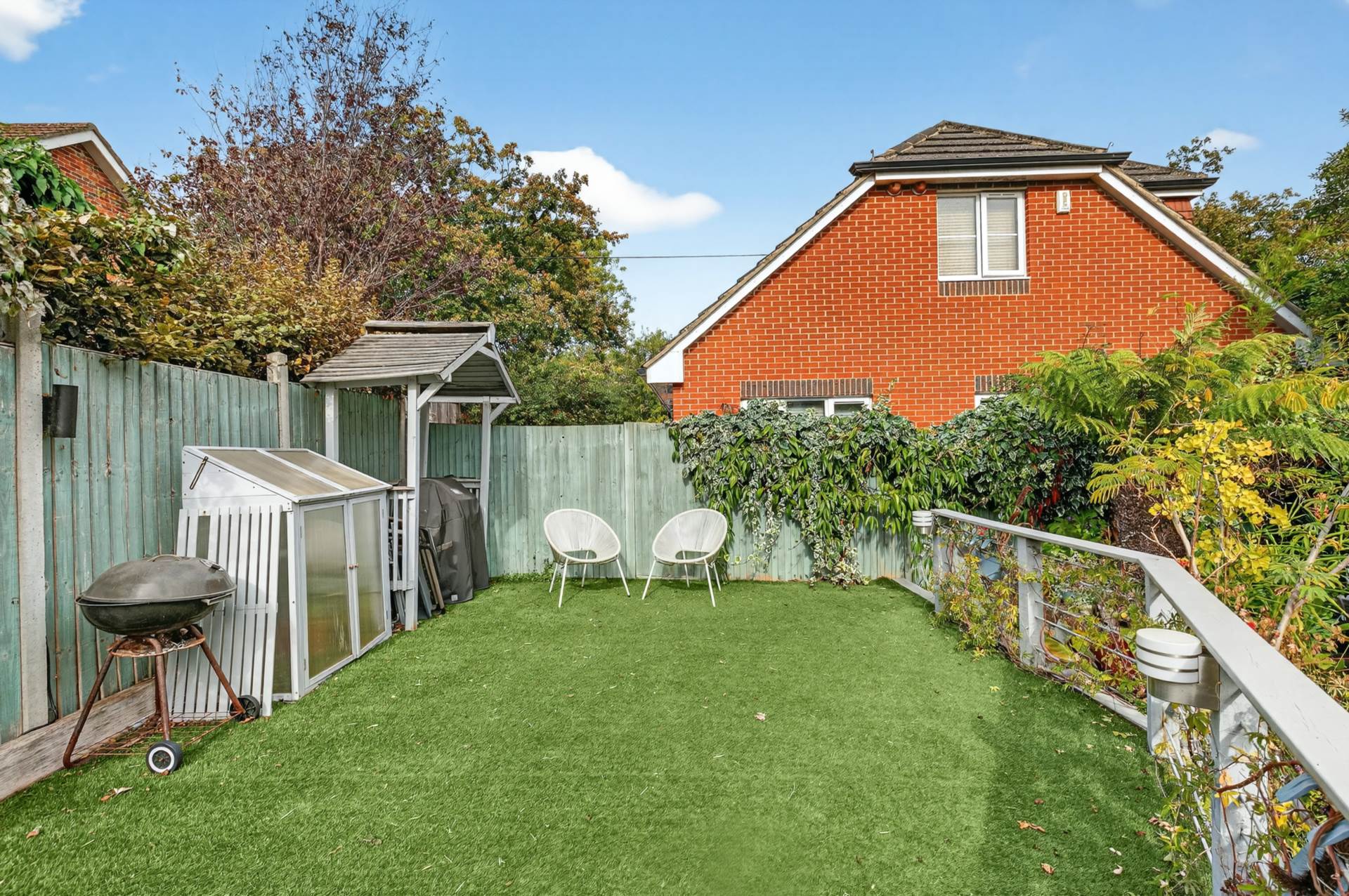 Additional Property Image 2 bedroom Semi Detached for sale in Bracknell 14