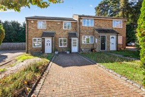 2 bedroom Terraced for sale in Bracknell