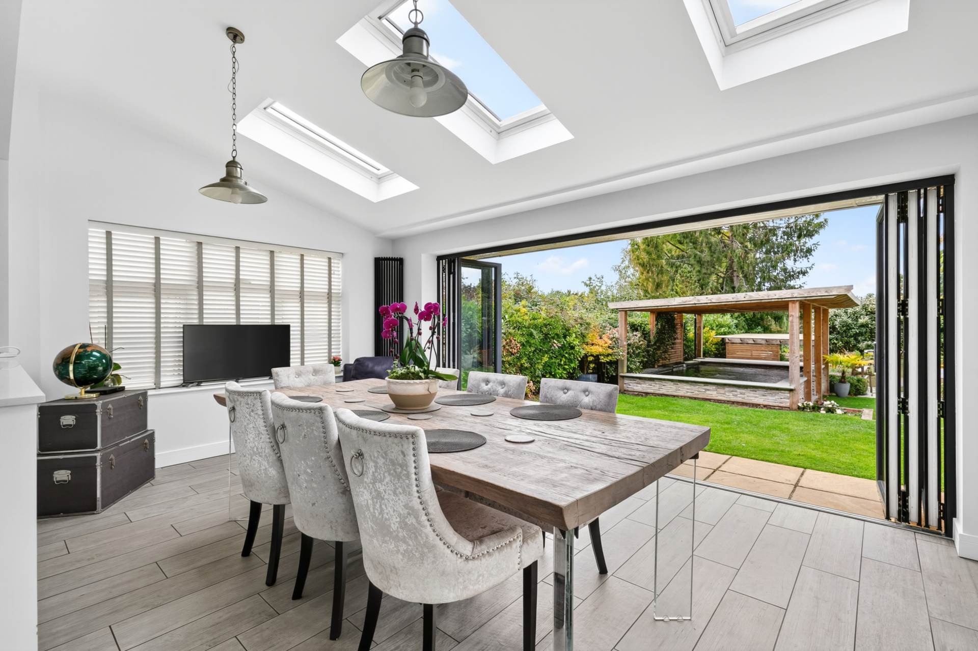 Additional Property Image 4 bedroom Detached for sale in Bracknell 6