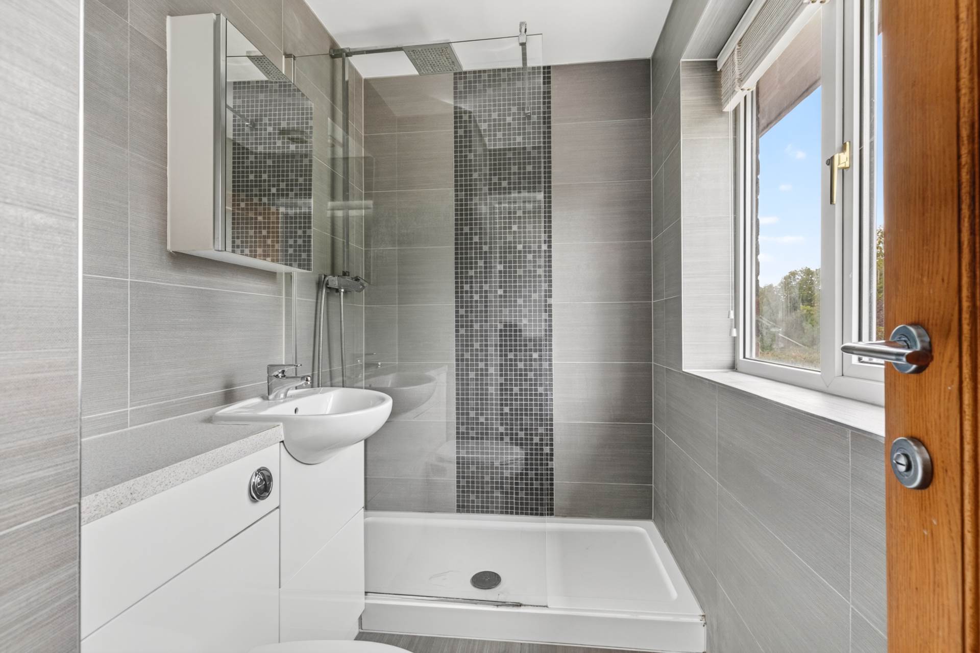 Additional Property Image 4 bedroom Detached for sale in Bracknell 21