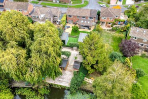 4 bedroom Detached for sale in Bracknell