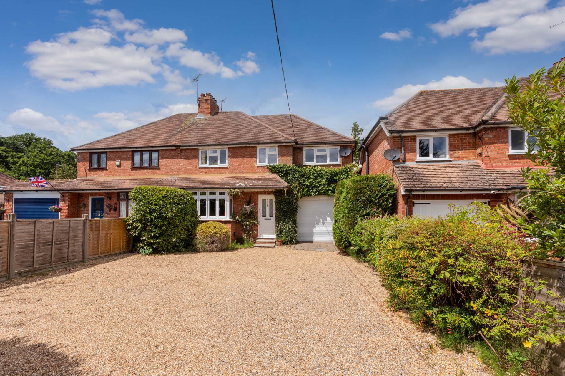 Additional Property Image 4 bedroom Semi Detached for sale in Ascot 2