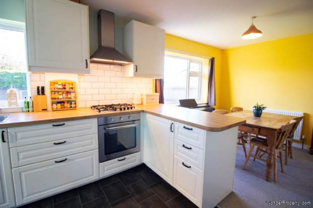 Additional Property Image 3 bedroom Link Detached House for sale in Frome 3