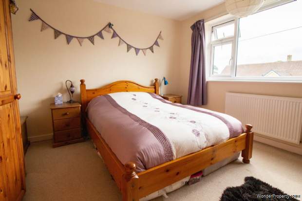 Additional Property Image 3 bedroom Link Detached House for sale in Frome 12