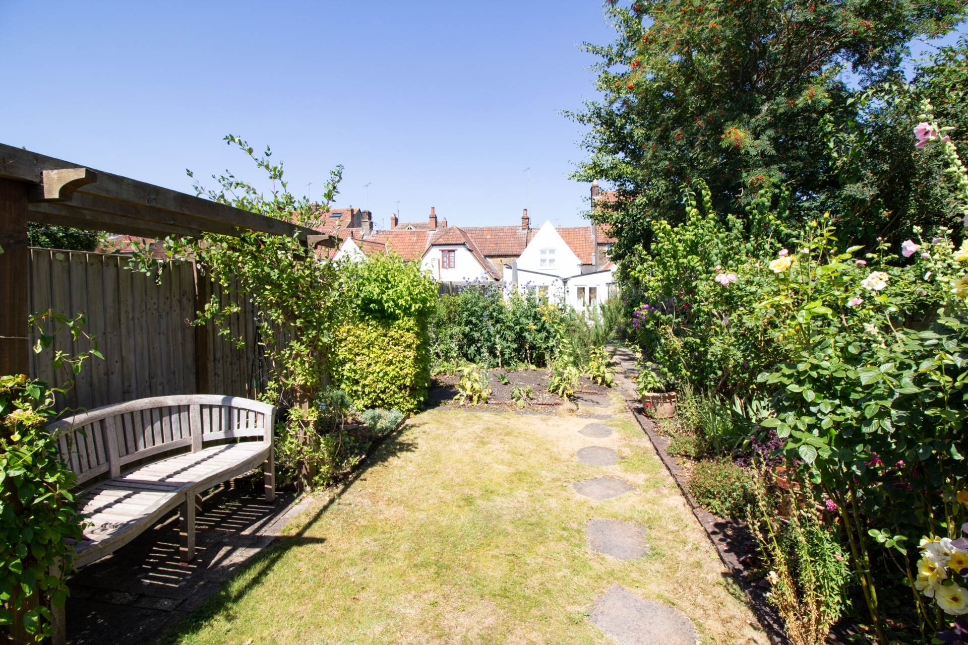 Additional Property Image 2 bedroom Terraced for sale in Frome 13