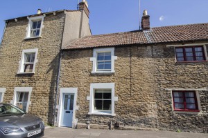 2 bedroom Terraced for sale in Frome