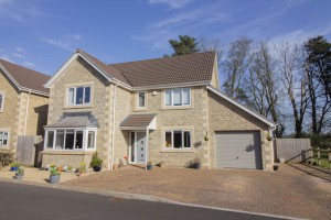 4 bedroom Detached for sale in Frome