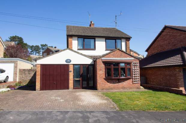 3 bedroom Detached for sale in Frome