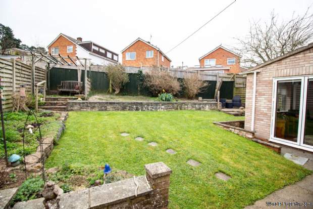 Additional Property Image 3 bedroom Detached for sale in Frome 2