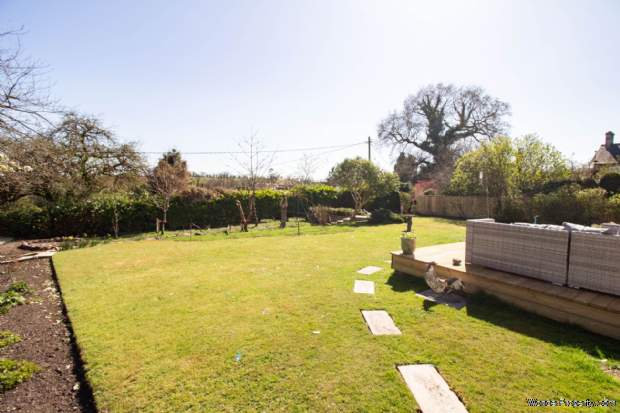 Additional Property Image 3 bedroom Detached for sale in Frome 13