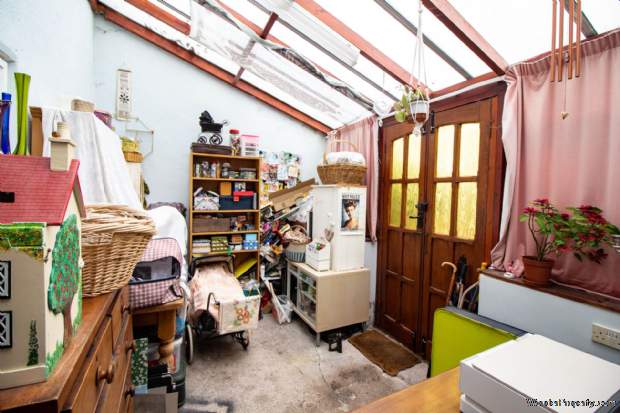 Additional Property Image 2 bedroom Cottage for sale in Frome 8